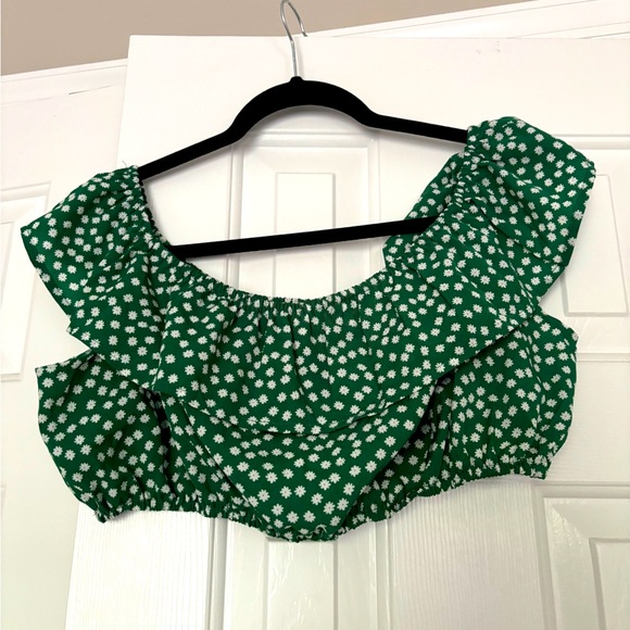 Two piece - Picture 3 of 4